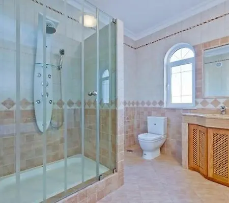 Villa Vale Do Garrao Sleeps 12 Pool Air Con Wifi